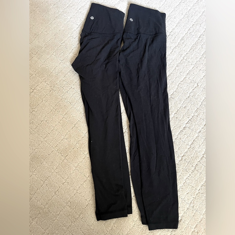 4 pair Lululemon black pants
Lululemon Align leggings and Jogger track pants set